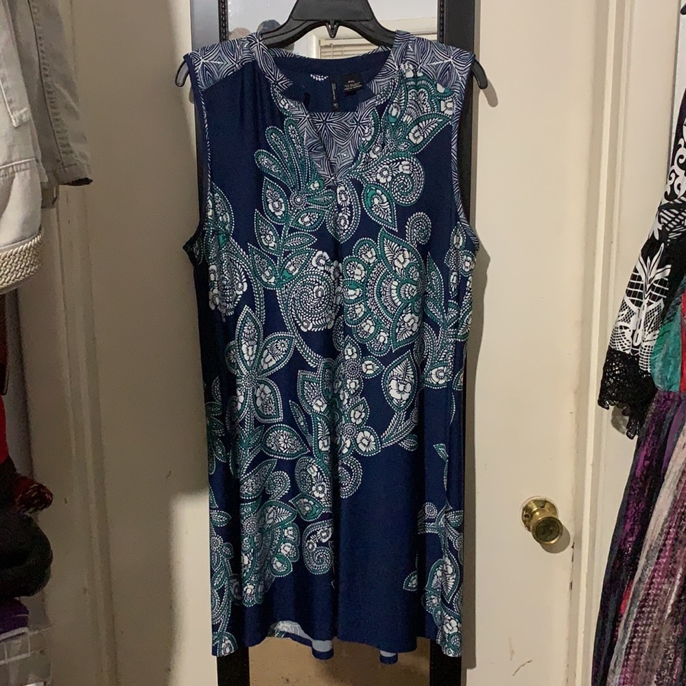 Petite navy dress